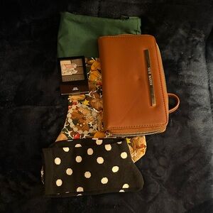 5 Piece Christmas Holiday Stocking Bundle